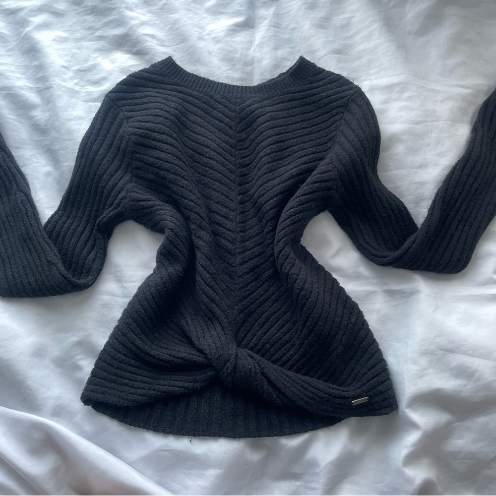 HOLLISTER black knit jumper with wrap front detail